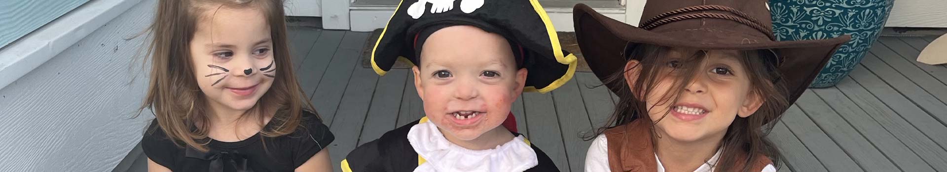 Halloween--A time to be yourselves or someone/thing different!<br>Photo shoots to capture your 